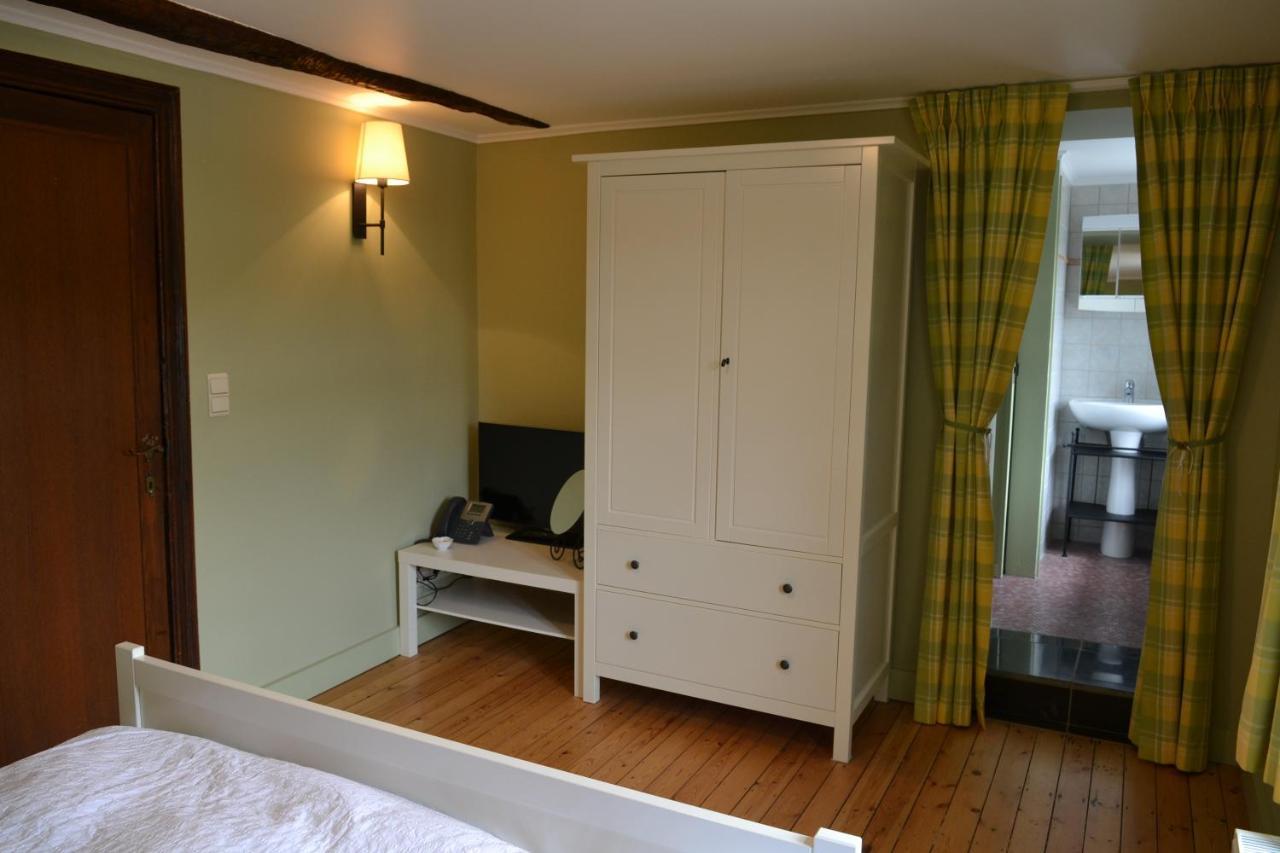 Auberge De Bouvignes Dinant Esterno foto
